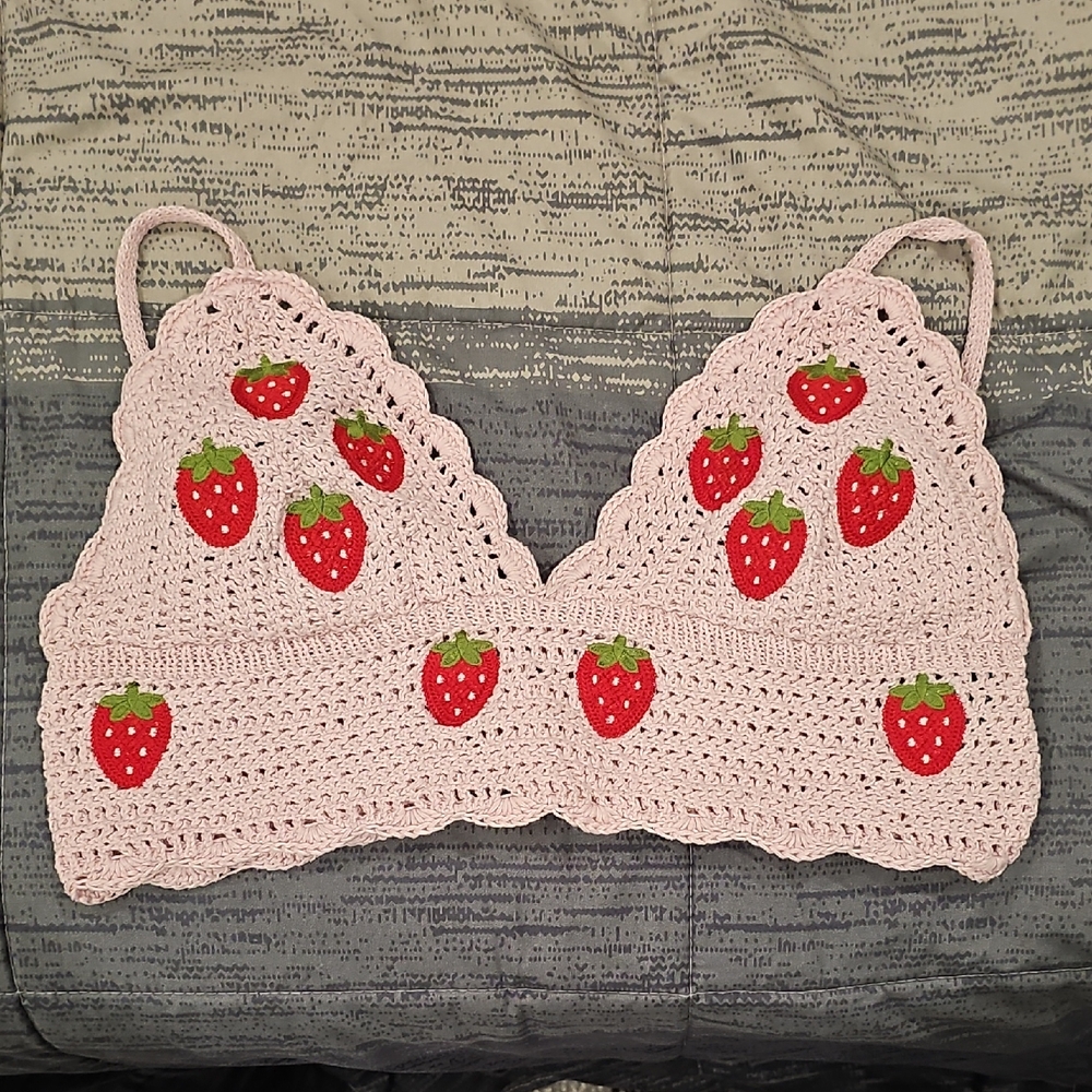 Super Cute! Adjustable Strawberry Crochetted Bralette Pink